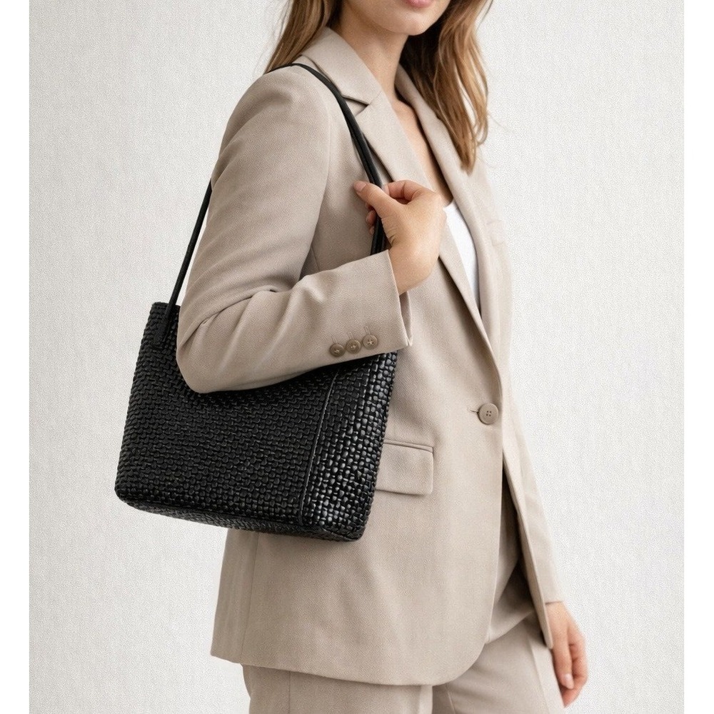 Nine West Black Woven Shoulder Bag Faux Leather Medium Zip Top Purse Minimalist